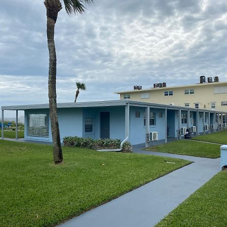 Sea Aire Oceanfront Inn Cocoa Beach Exterior photo